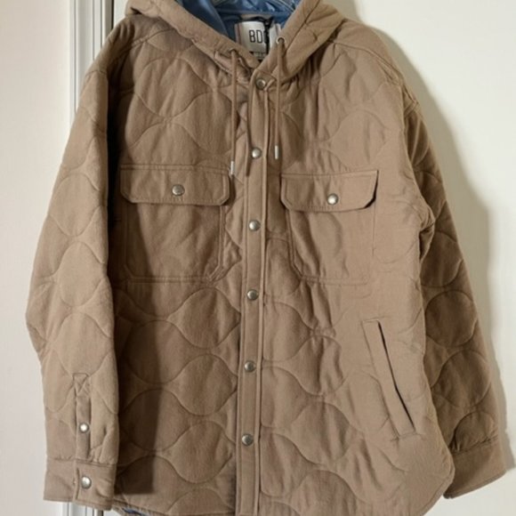 NWT Urban Outfitters BDG Flannel Quilted Hooded Jacket MENS LARGE Beige